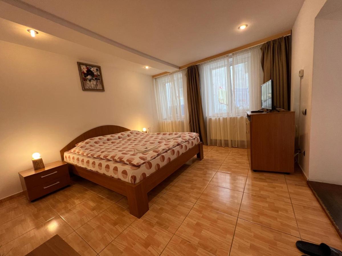 Appartamento Studio La Turn Sibiu Esterno foto